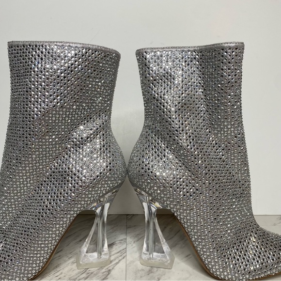 Steve Madden Vivy Rhinestone Pointy Toe Bootie 7M - Picture 8 of 15